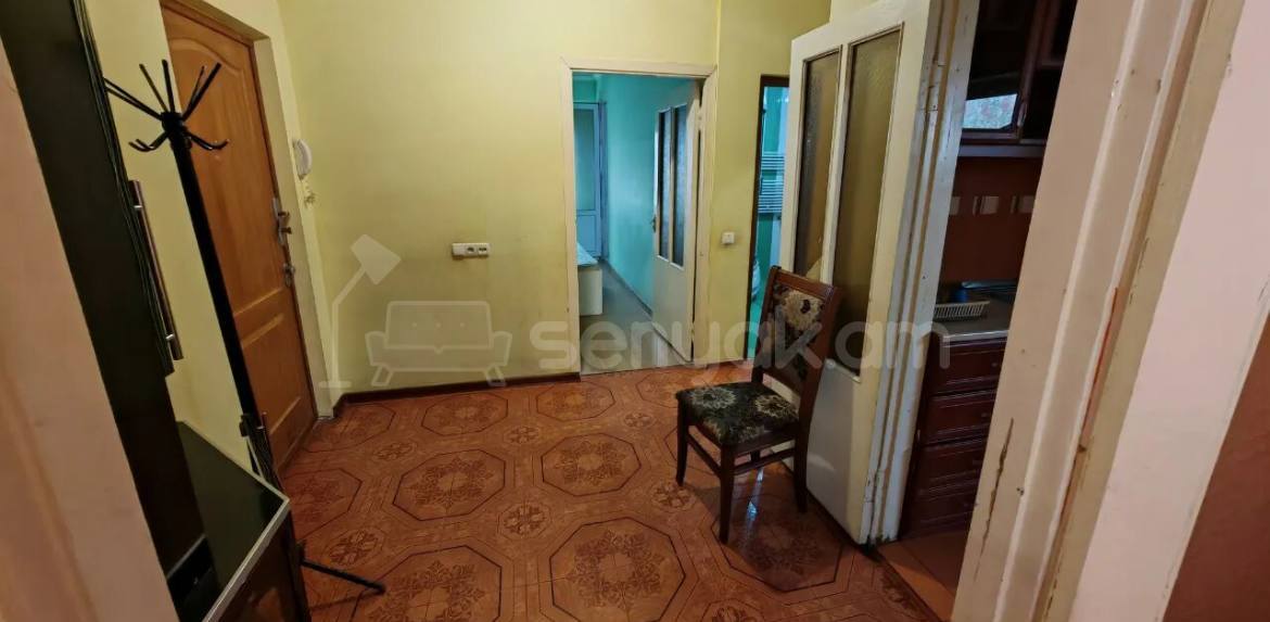 3 Սենյականոց Բնակարան, 64քմ, 8/10 հարկ, Նորմալ Վիճակում, Կահավորված