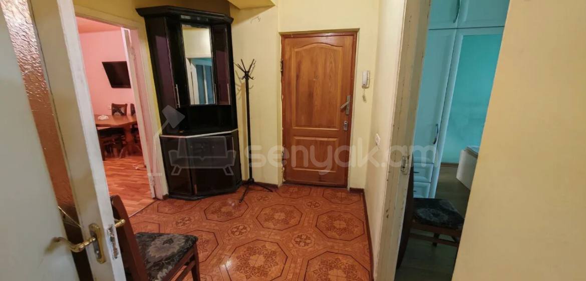 3 Սենյականոց Բնակարան, 64քմ, 8/10 հարկ, Նորմալ Վիճակում, Կահավորված