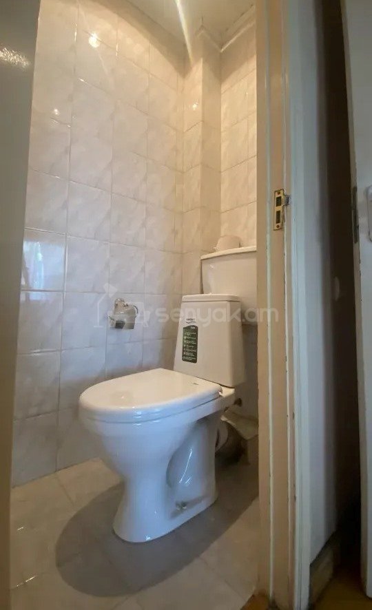 3 Սենյականոց Բնակարան, 74քմ, 3/9 հարկ, Նորմալ Վիճակում