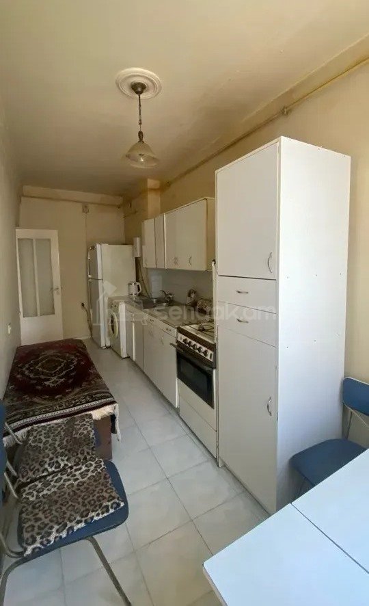 3 Սենյականոց Բնակարան, 74քմ, 3/9 հարկ, Նորմալ Վիճակում