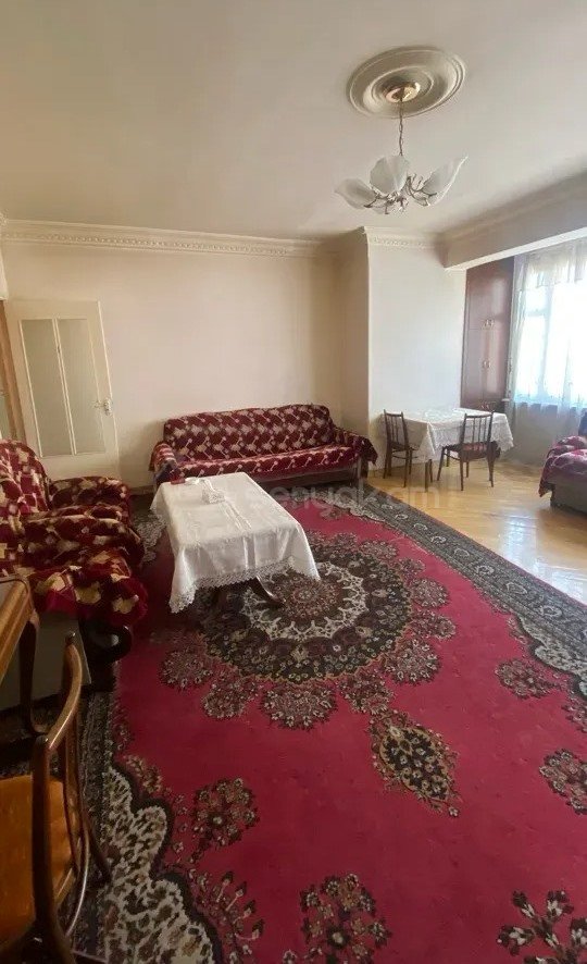 3 Սենյականոց Բնակարան, 74քմ, 3/9 հարկ, Նորմալ Վիճակում