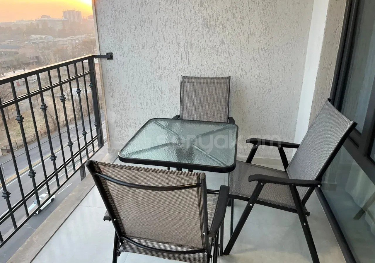 3 Սենյականոց Բնակարան Նորակառույցում, 68քմ, 9/14 հարկ, Կապիտալ Վերանորոգված, Կահավորված, Արևկող