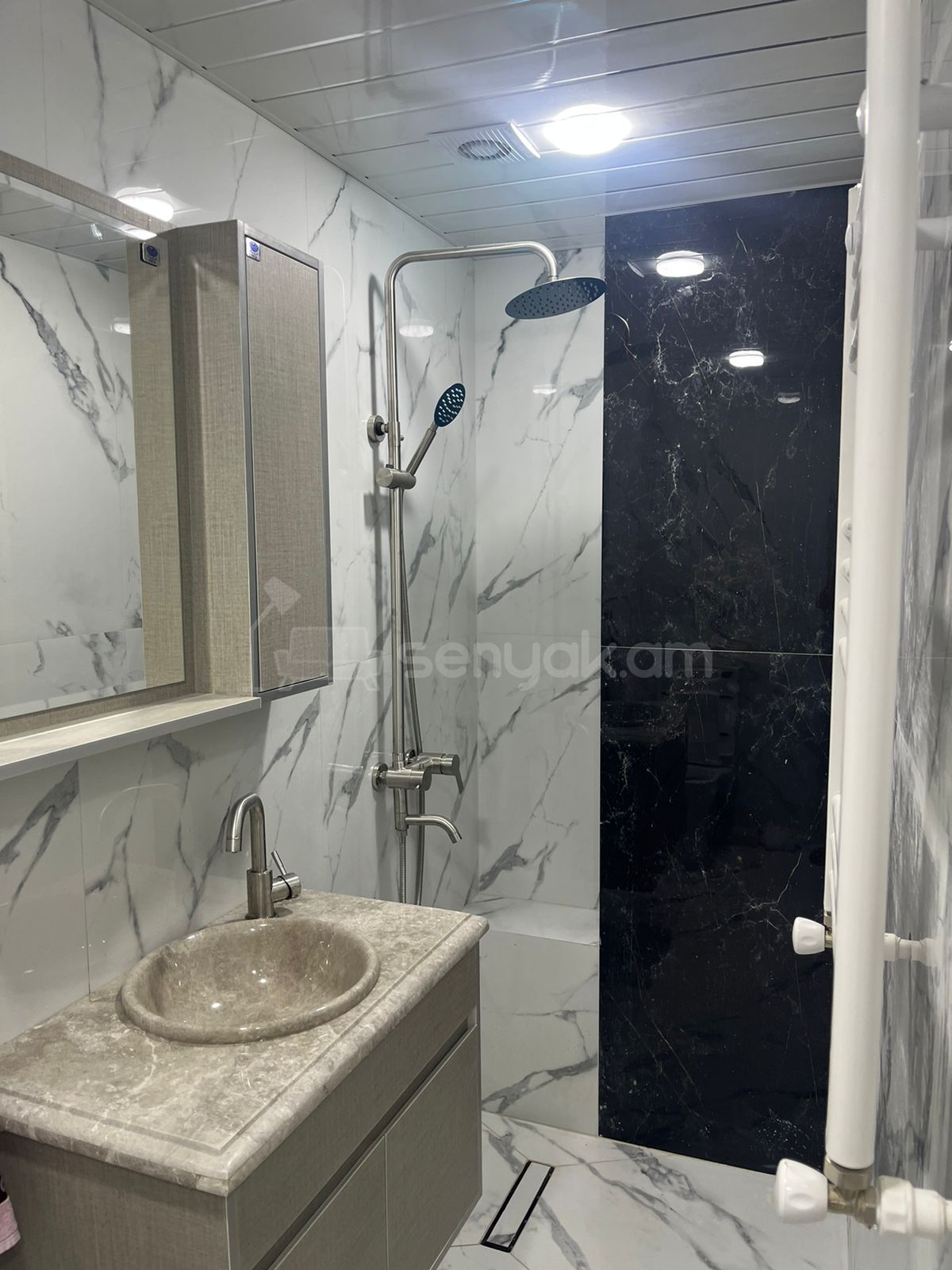 2 Սենյականոց Բնակարան Քարե Շենքում, 53քմ, 2/6 հարկ, Կապիտալ Վերանորոգված, Կահավորված, Արևկող