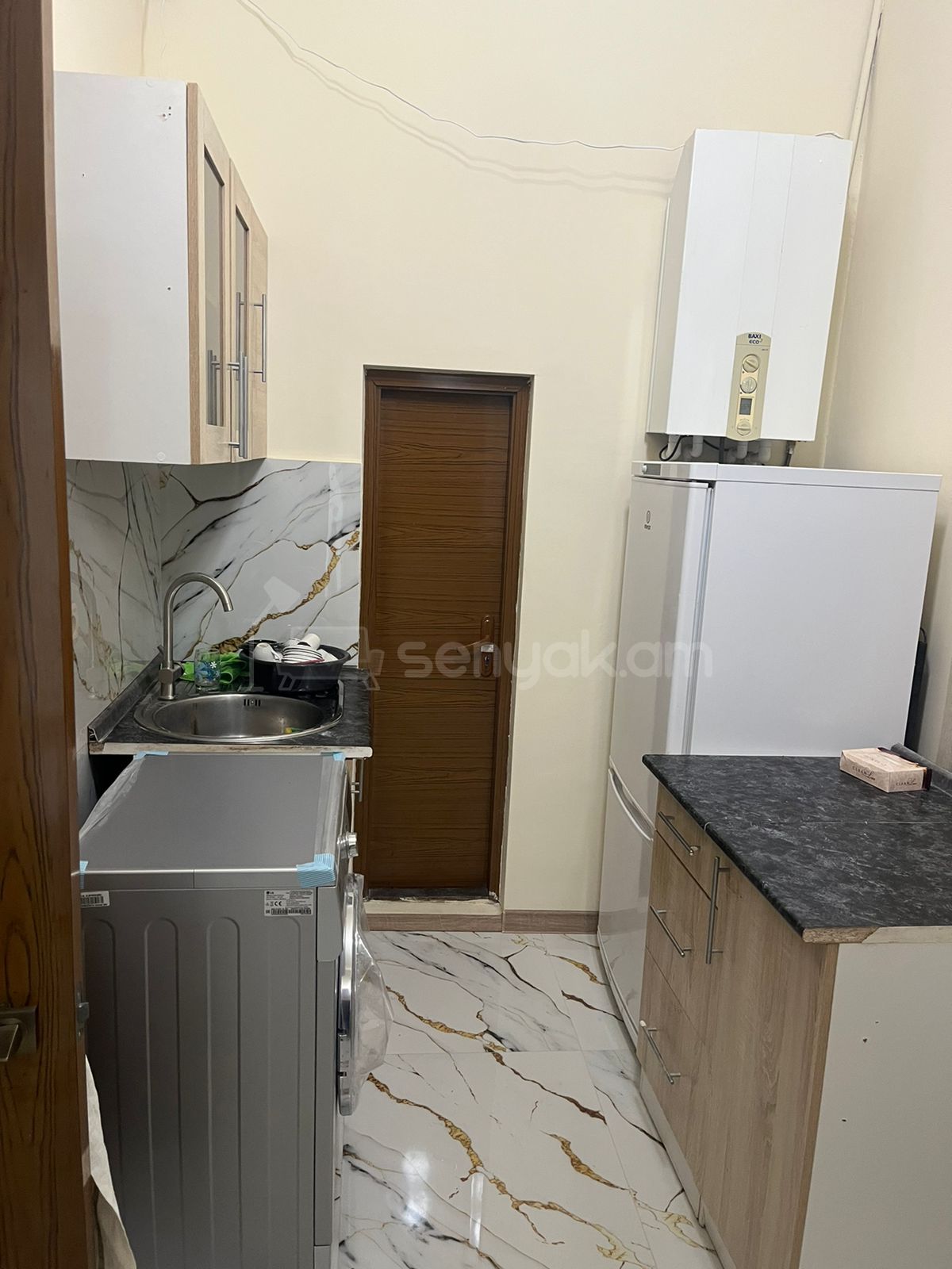 2 Սենյականոց Բնակարան Քարե Շենքում, 53քմ, 2/6 հարկ, Կապիտալ Վերանորոգված, Կահավորված, Արևկող