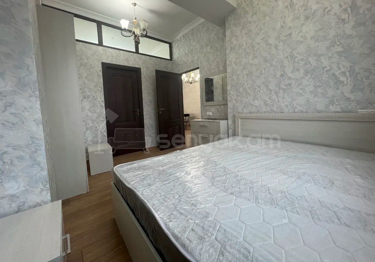 3 Սենյականոց Բնակարան, 74քմ, 10/18 հարկ, Դիզայներական Վերանորոգված, Կահավորված, Արևկող