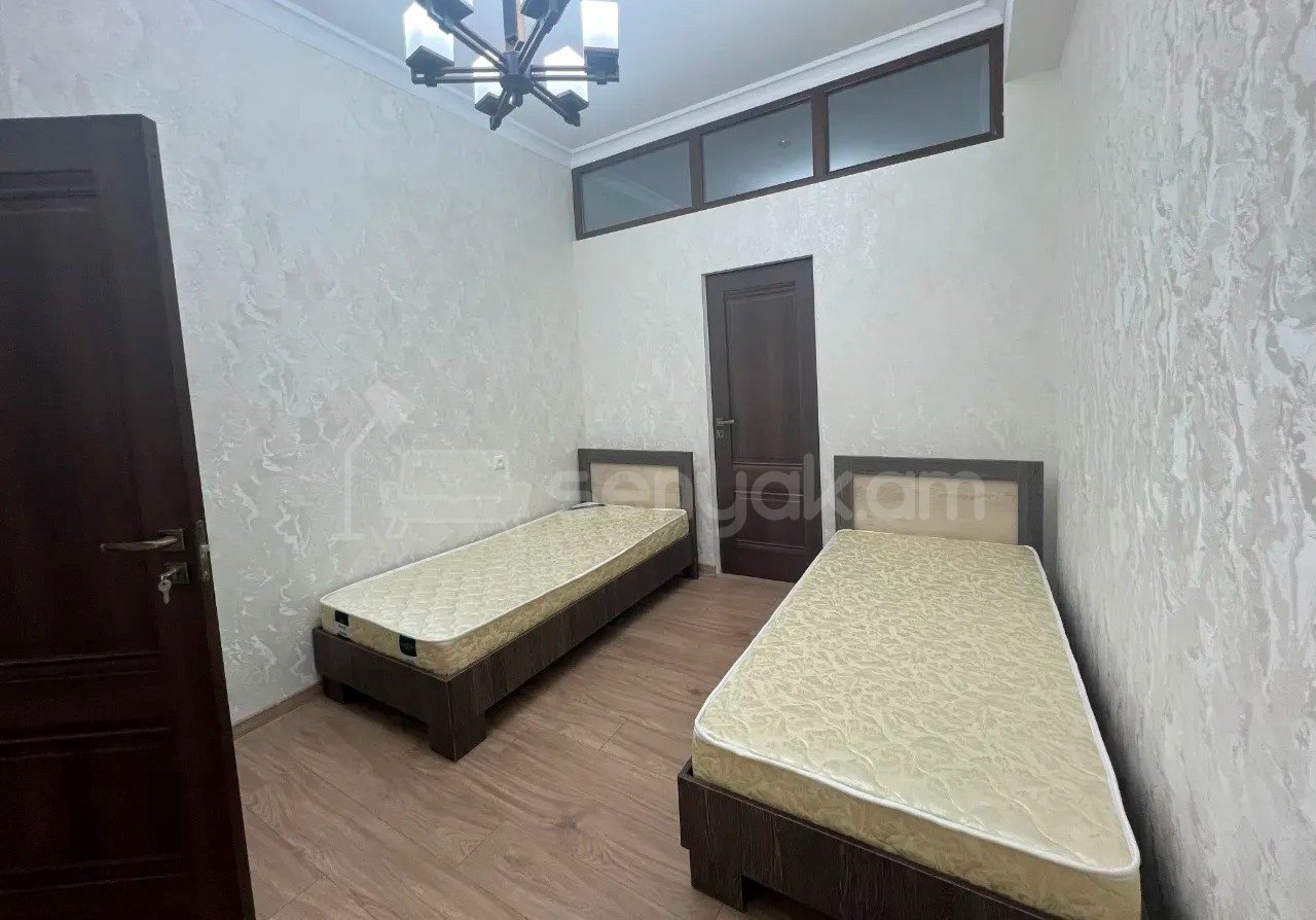 3 Սենյականոց Բնակարան, 74քմ, 10/18 հարկ, Դիզայներական Վերանորոգված, Կահավորված, Արևկող