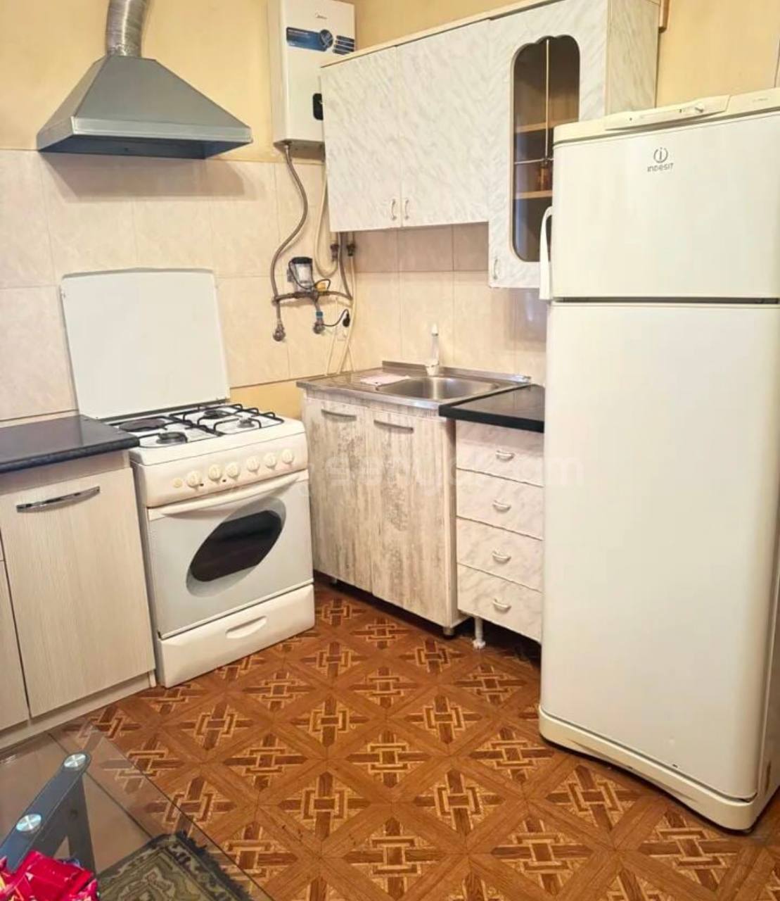 3 Սենյականոց Սեփական Տուն, 80քմ, Նորմալ Վիճակում, Կահավորված