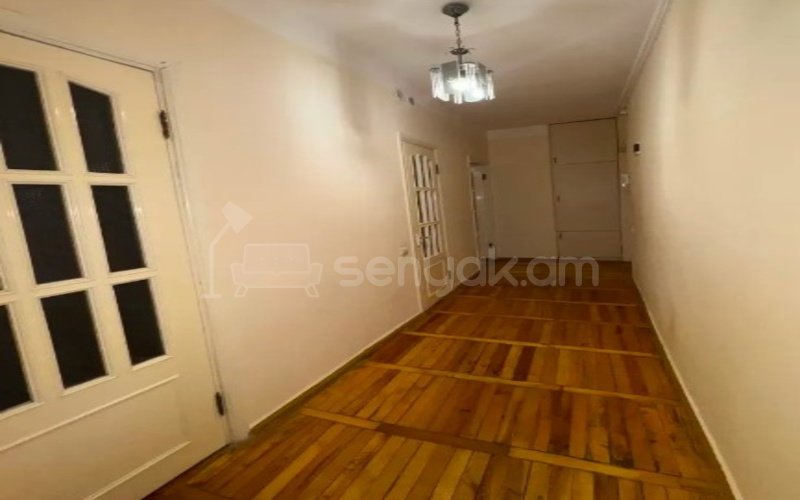 3 Սենյականոց Բնակարան Քարե Շենքում, 55քմ, 4/5 հարկ, Կոսմետիկ Վերանորոգված, Կահավորված, Արևկող