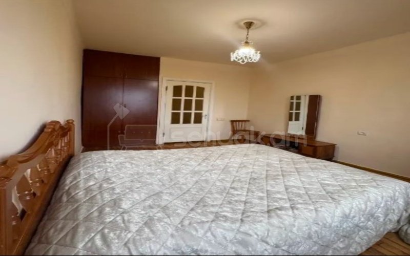 3 Սենյականոց Բնակարան Քարե Շենքում, 55քմ, 4/5 հարկ, Կոսմետիկ Վերանորոգված, Կահավորված, Արևկող