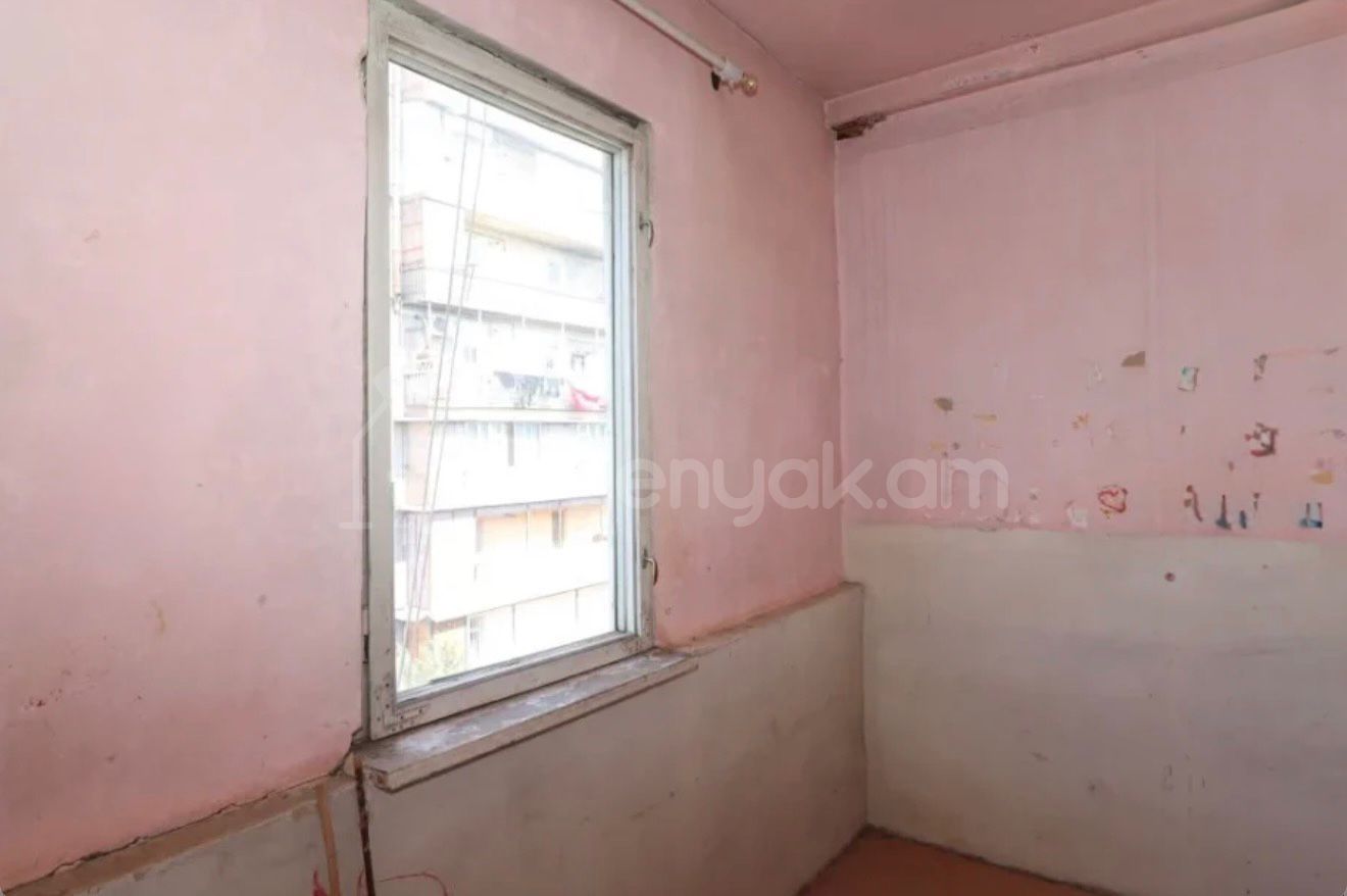 2 Սենյականոց Բնակարան Քարե Շենքում, 54քմ, 5/5 հարկ, Զրոյական Վիճակում