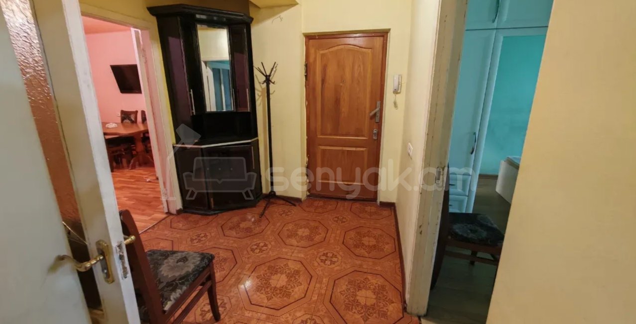 4 Սենյականոց Բնակարան, 70քմ, 8/10 հարկ, Կոսմետիկ Վերանորոգված, Կահավորված