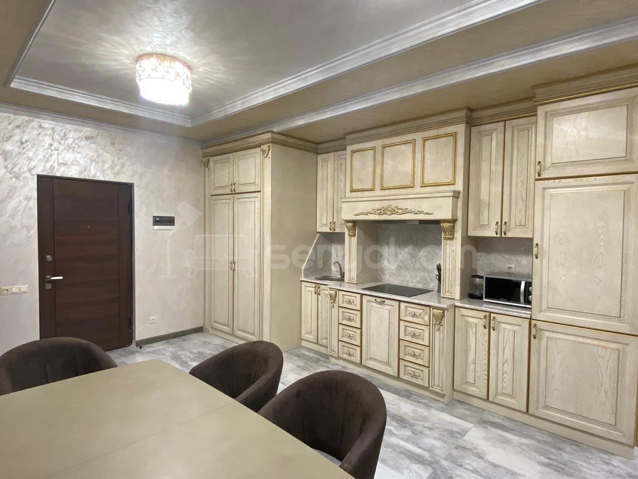 3 Սենյականոց Բնակարան Նորակառույցում, 80քմ, 9/12 հարկ, Դիզայներական Վերանորոգված