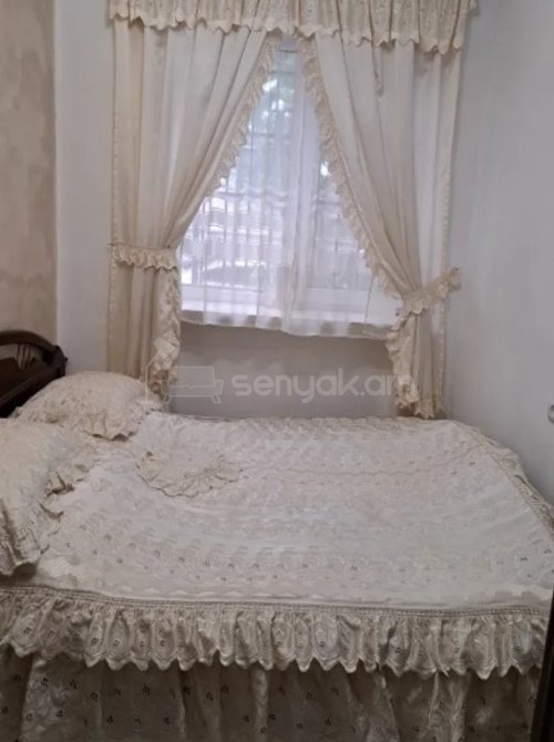 2 Սենյականոց Բնակարան Քարե Շենքում, 45քմ, 1/5 հարկ, Կապիտալ Վերանորոգված, Կահավորված, Արևկող