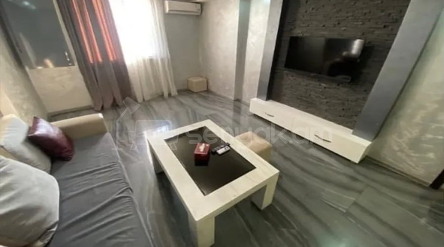 2 Սենյականոց Բնակարան, 46քմ, 4/9 հարկ, Կապիտալ Վերանորոգված, Կահավորված, Արևկող