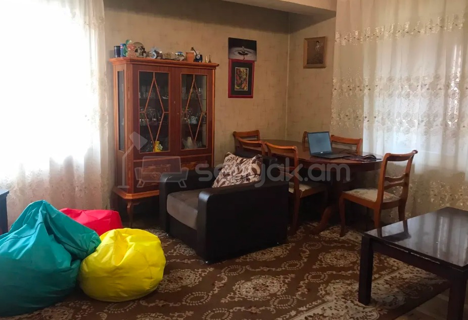 3 Սենյականոց Բնակարան, 86քմ, 7/14 հարկ, Նորմալ Վիճակում