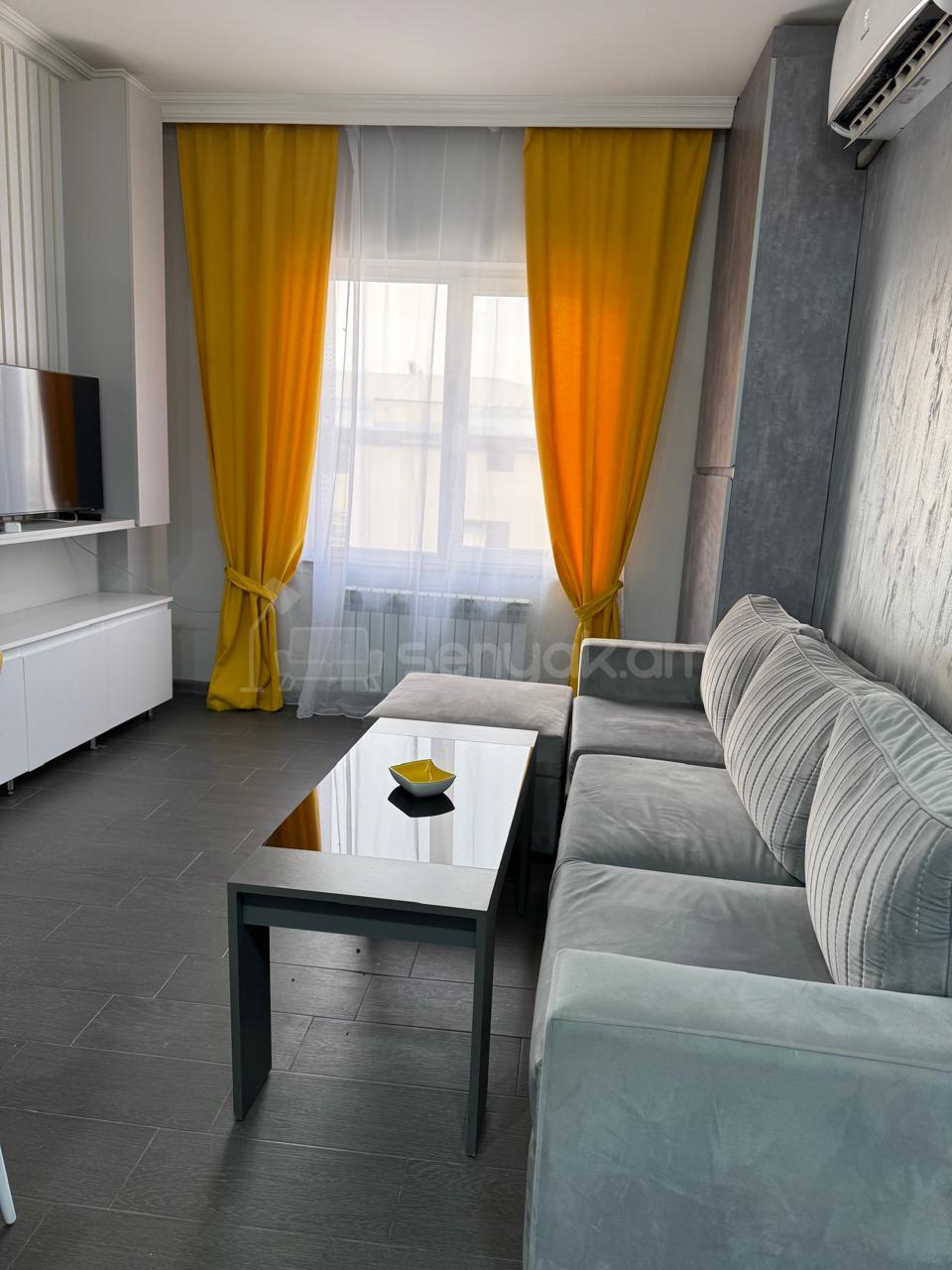 3 Սենյականոց Բնակարան Նորակառույց Քարե Շենքում, 50քմ, 7/7 հարկ, Դիզայներական Վերանորոգված, Կահավորված, Արևկող