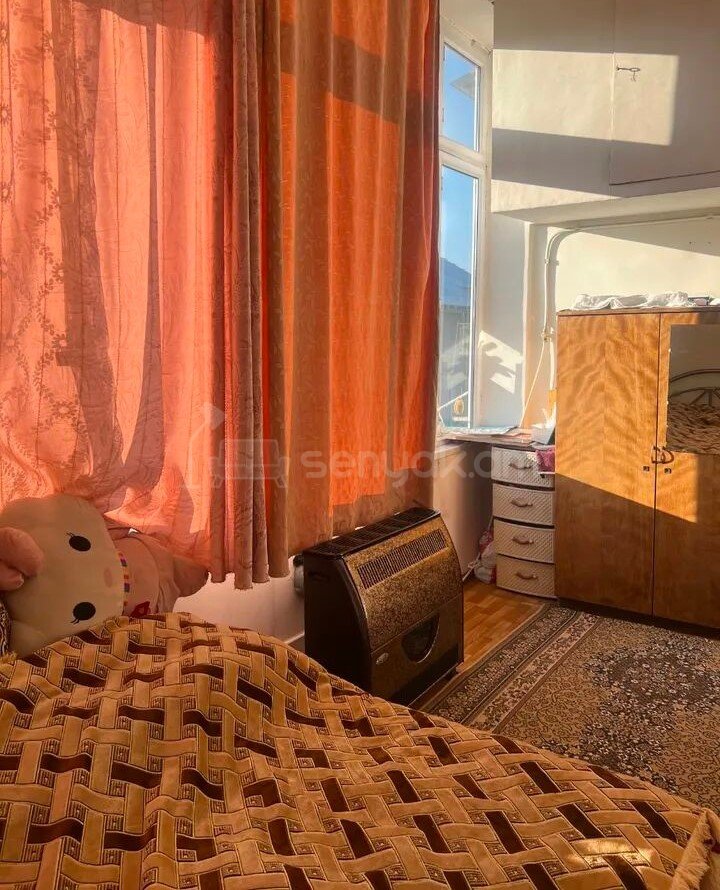 1 Սենյականոց Բնակարան Քարե Շենքում, 41քմ, 3/5 հարկ, Պետական Վիճակում