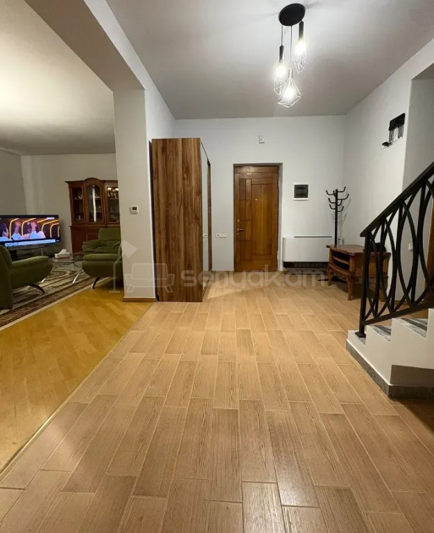 7 Սենյականոց Սեփական Տուն, 300քմ, Կապիտալ Վերանորոգված, Կահավորված, Ավտոտնակով