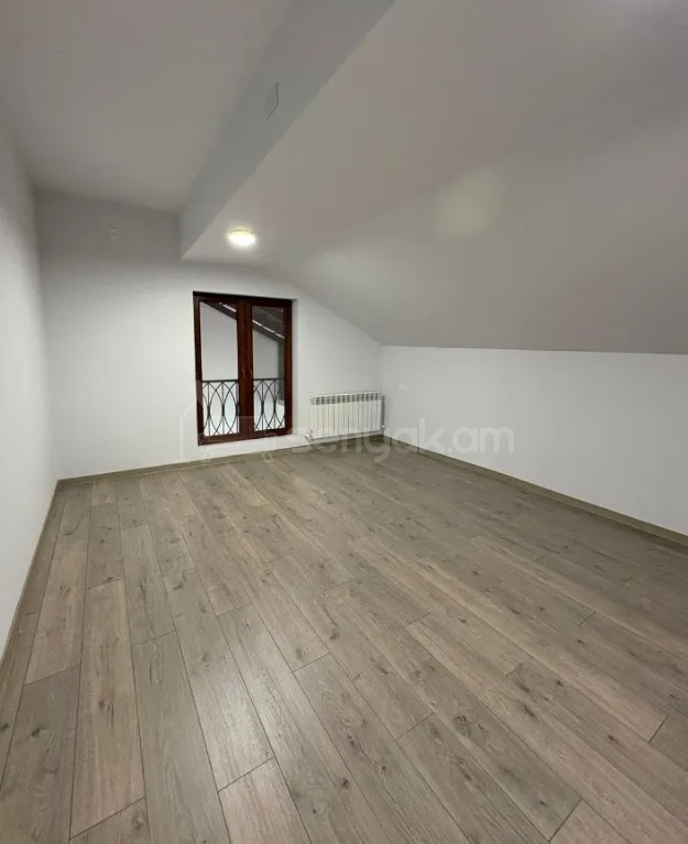 7 Սենյականոց Սեփական Տուն, 300քմ, Կապիտալ Վերանորոգված, Կահավորված, Ավտոտնակով