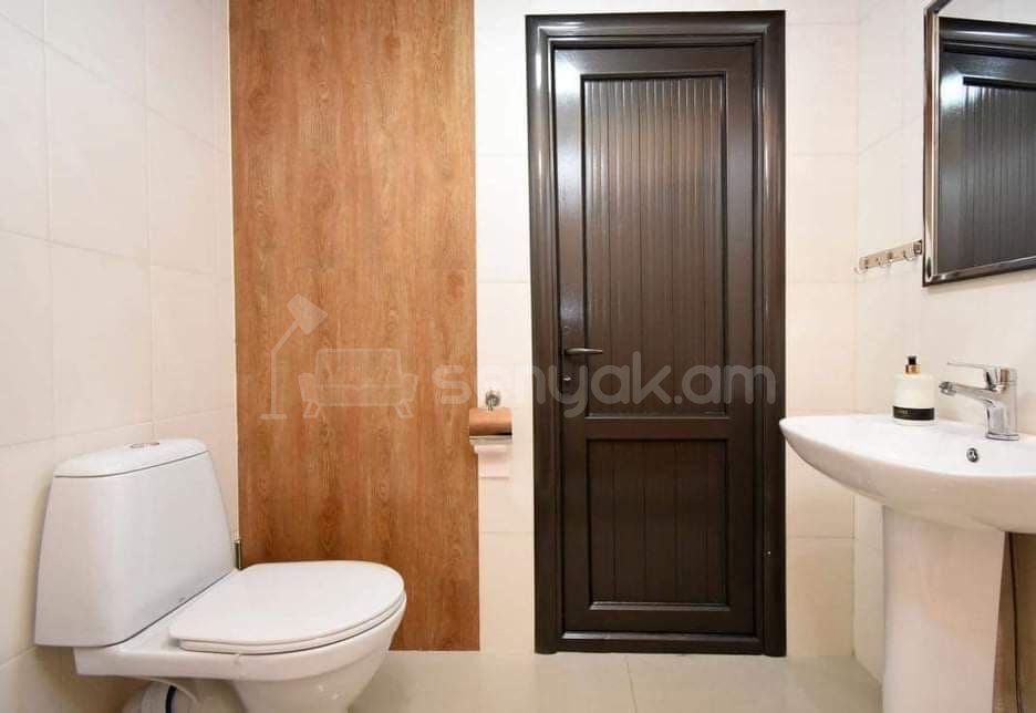 2 Սենյականոց Բնակարան Նորակառույցում, 55քմ, 5/15 հարկ, Դիզայներական Վերանորոգված