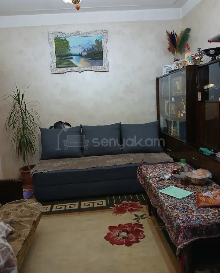 1 Սենյականոց Բնակարան Քարե Շենքում, 32քմ, 4/5 հարկ, Նորմալ Վիճակում