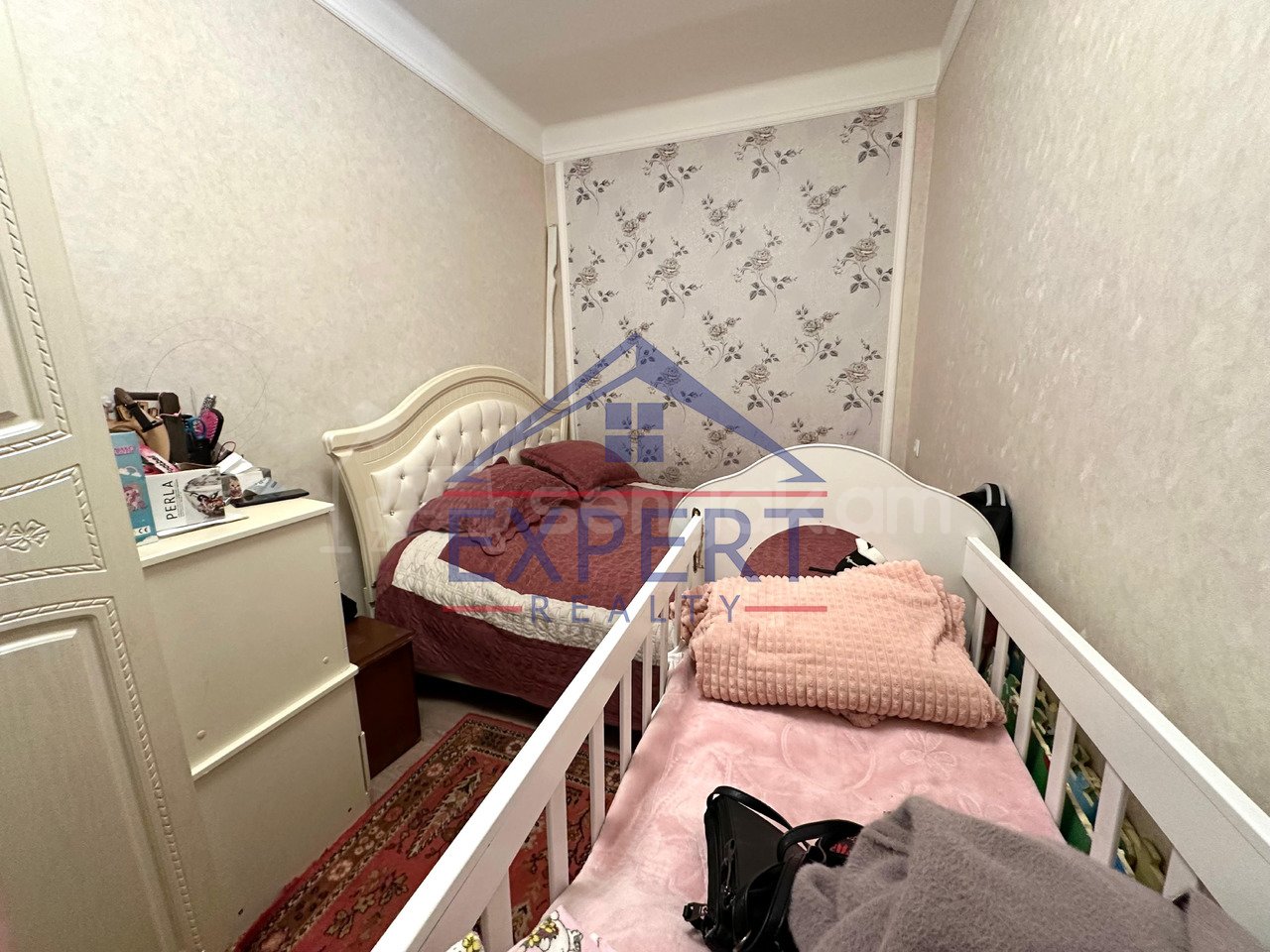 3 Սենյականոց Բնակարան Քարե Շենքում, 47քմ, 3/4 հարկ, Նորմալ Վիճակում