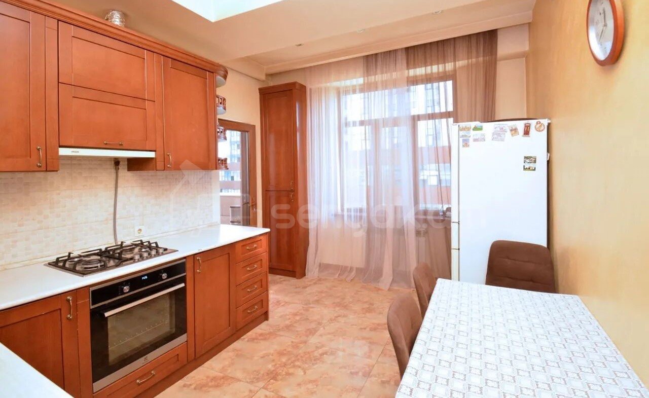 3 Սենյականոց Բնակարան Նորակառույցում, 104քմ, 4/16 հարկ, Կապիտալ Վերանորոգված