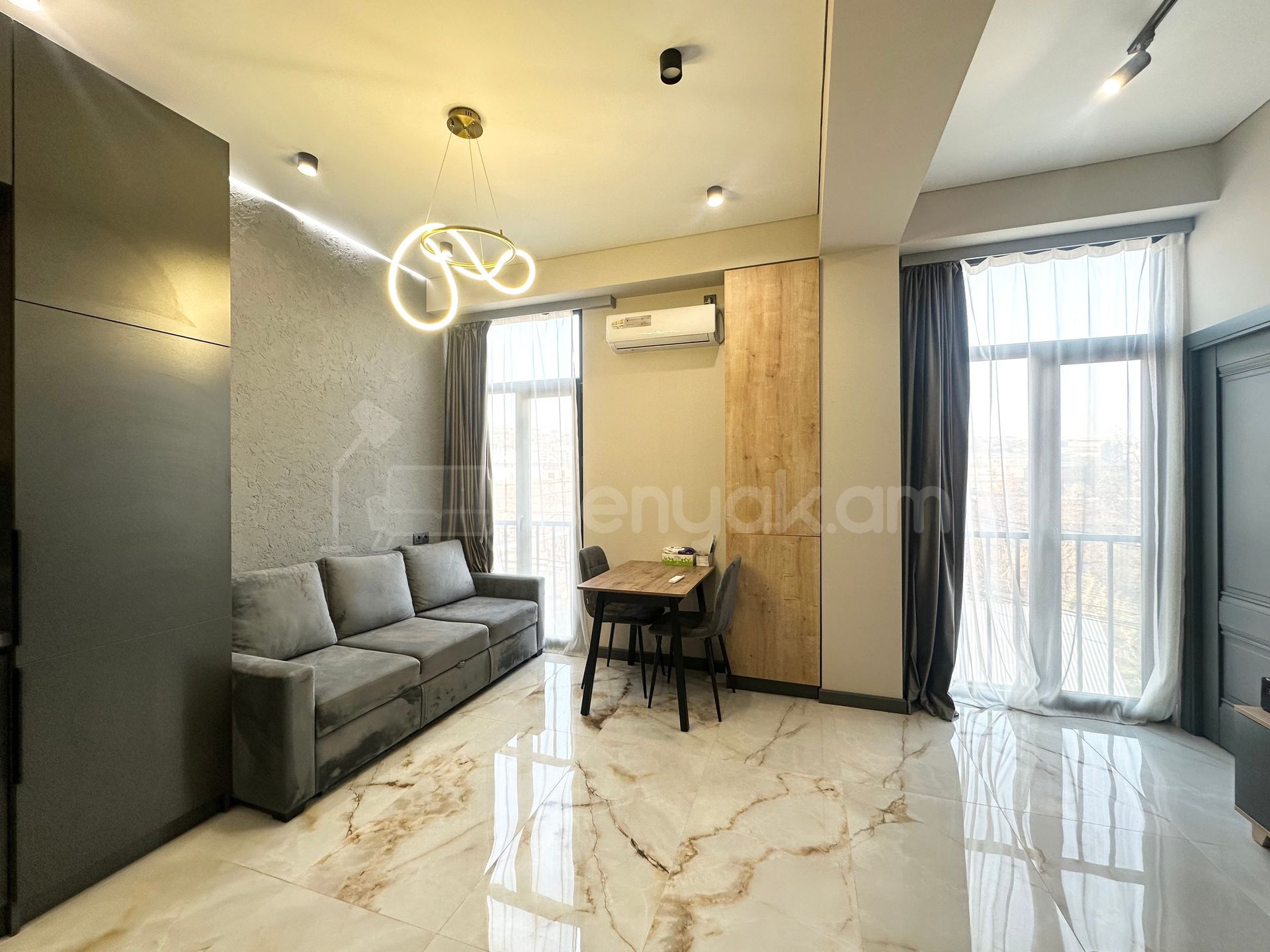 2 Սենյականոց Բնակարան Նորակառույցում, 31քմ, 3/4 հարկ, Դիզայներական Վերանորոգված