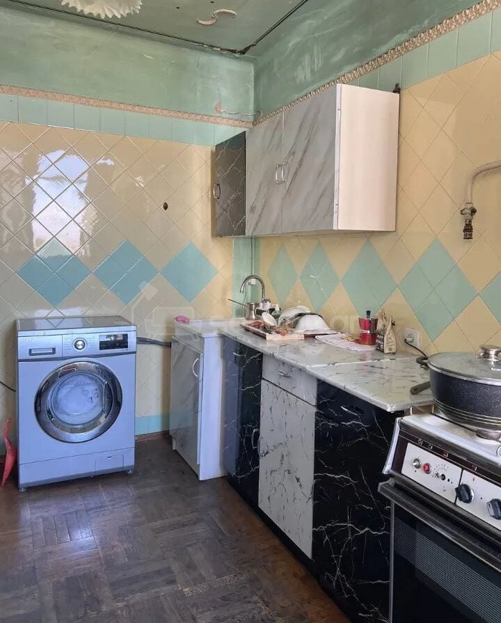 3 Սենյականոց Բնակարան, 91քմ, 8/12 հարկ, Պետական Վիճակում