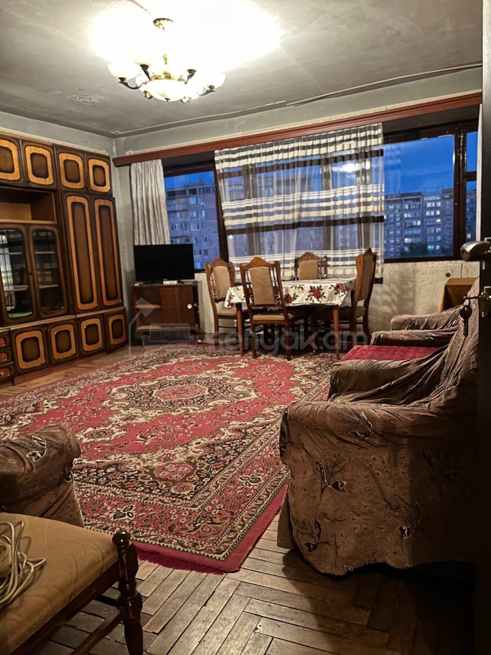 4 Սենյականոց Բնակարան, 97քմ, 9/9 հարկ, Կոսմետիկ Վերանորոգված