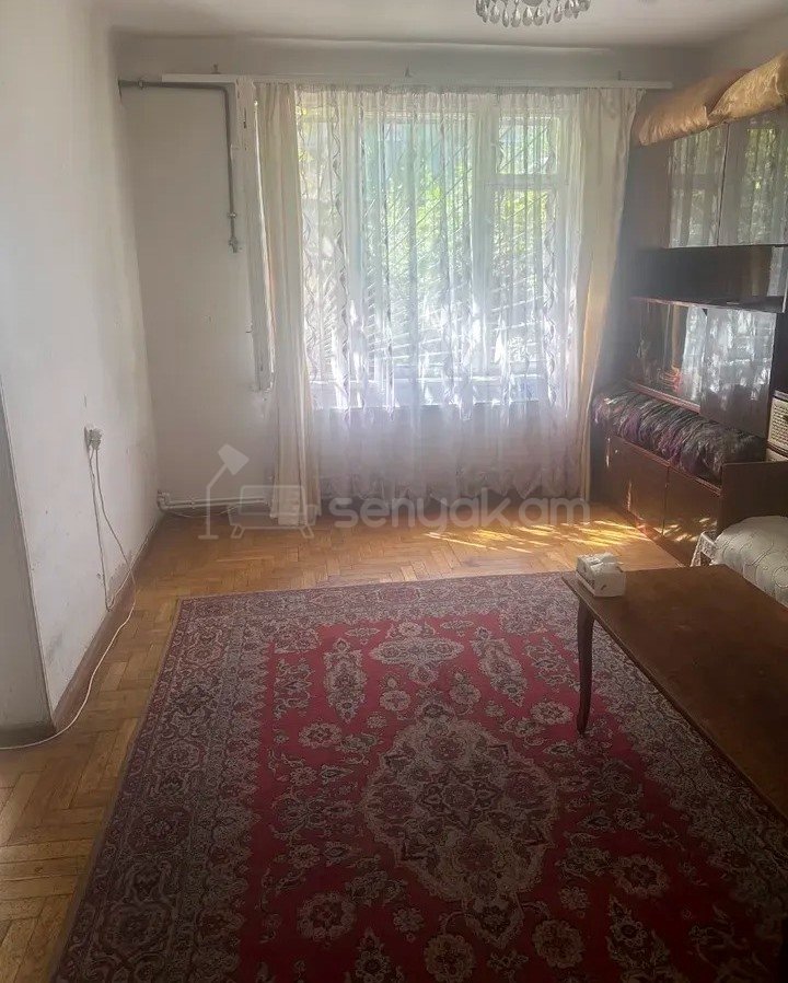 1 Սենյականոց Բնակարան, 30քմ, 1/5 հարկ, Կոսմետիկ Վերանորոգված