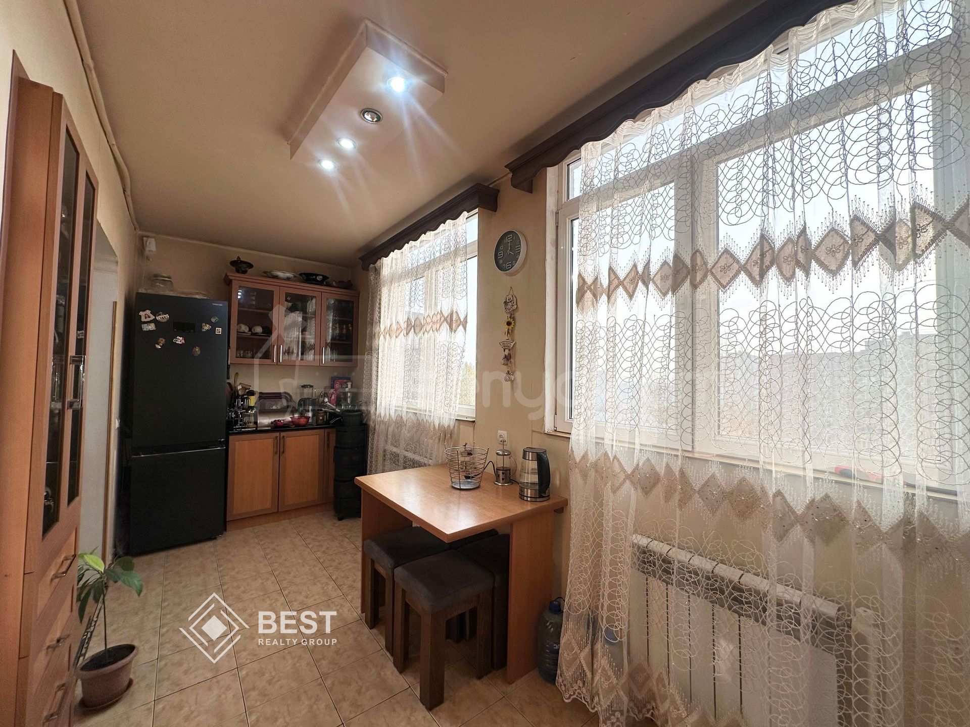 3 Սենյականոց Բնակարան Նորակառույցում, 97քմ, 5/10 հարկ, Նորմալ Վիճակում