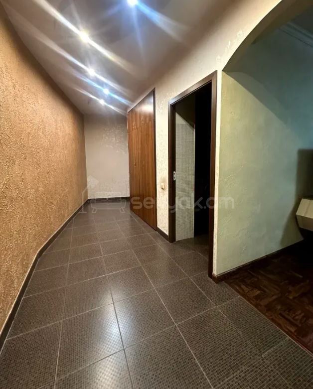 3 Սենյականոց Բնակարան, 76քմ, 7/9 հարկ, Կապիտալ Վերանորոգված