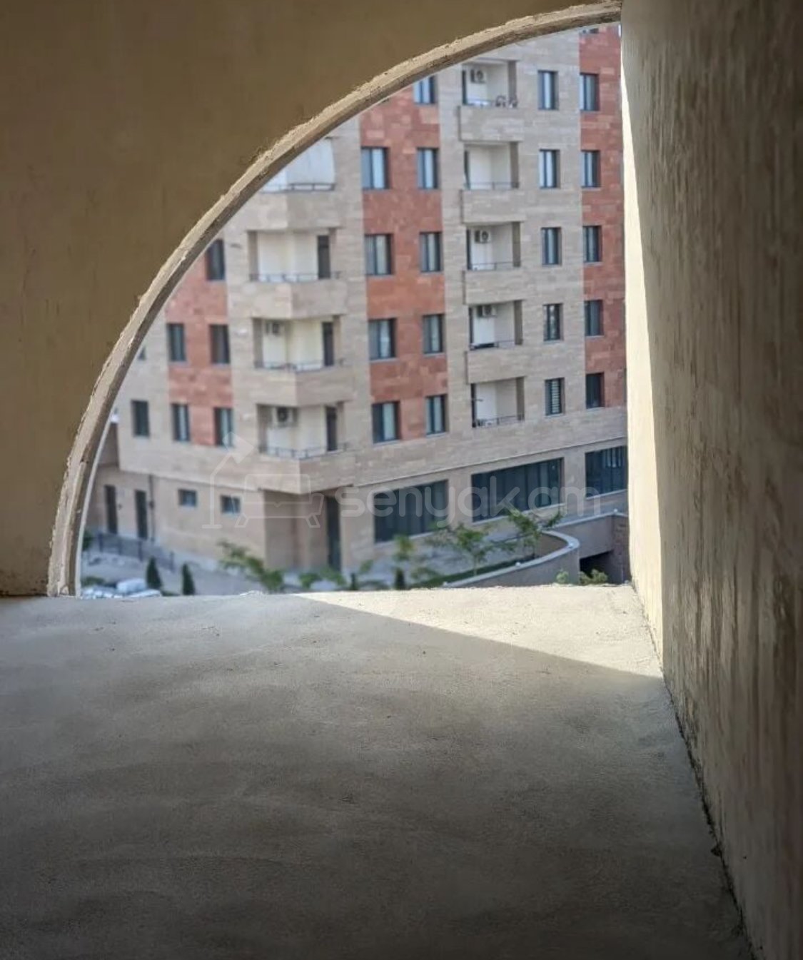 4 Սենյականոց Բնակարան Նորակառույցում, 102քմ, 3/14 հարկ, Զրոյական Վիճակում