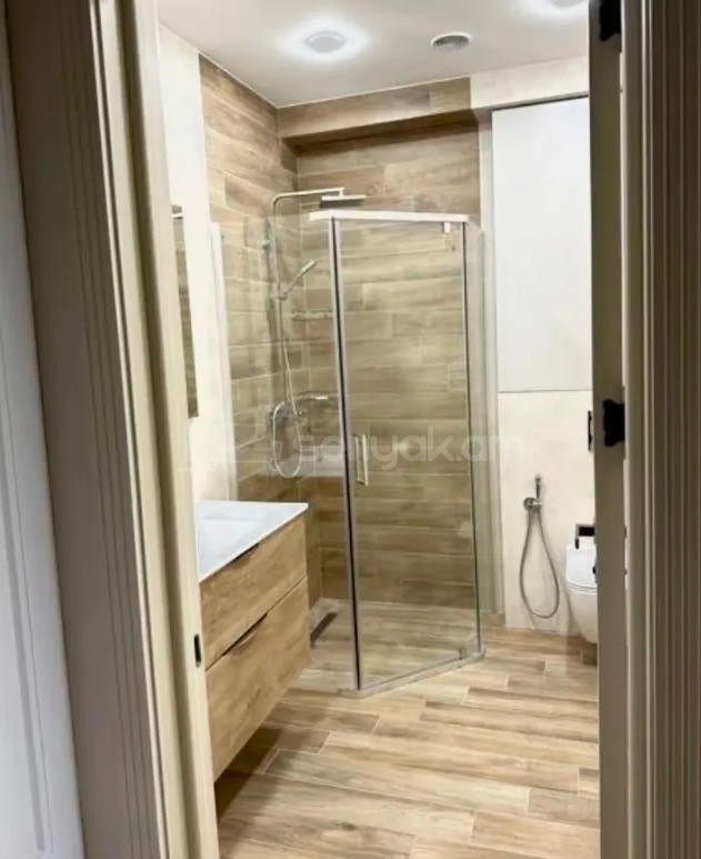 3 Սենյականոց Բնակարան Նորակառույցում, 80քմ, 6/13 հարկ, Դիզայներական Վերանորոգված, Կահավորված, Արևկող