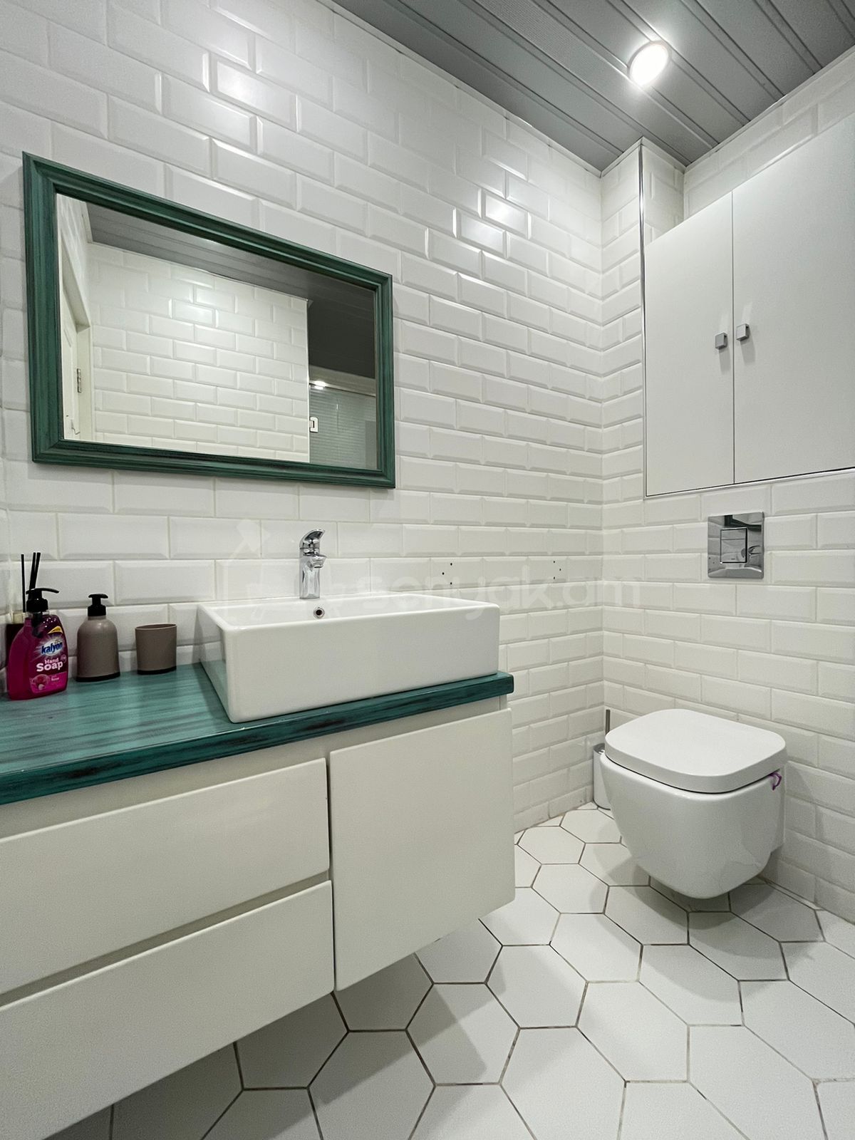 1 Սենյականոց Բնակարան Քարե Շենքում, 42քմ, 2/5 հարկ, Կապիտալ Վերանորոգված, Կահավորված, Արևկող