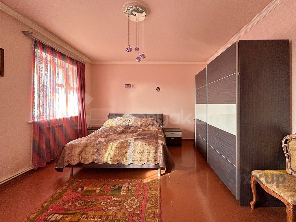 5 Սենյականոց Սեփական Տուն, 1360քմ, Կապիտալ Վերանորոգված