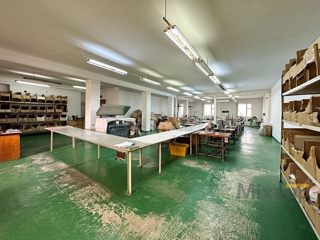 5 Սենյականոց Սեփական Տուն, 1360քմ, Կապիտալ Վերանորոգված