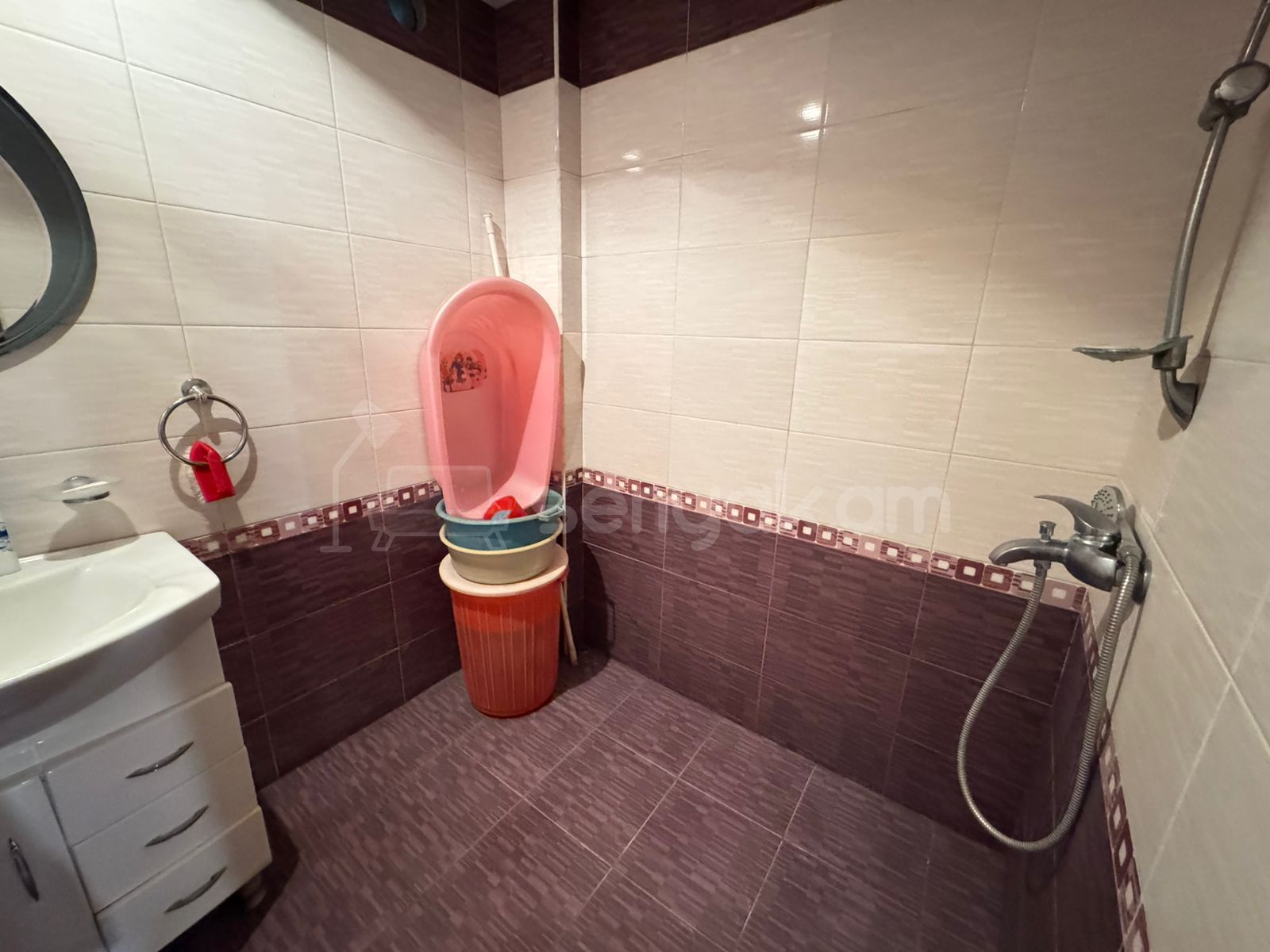 3 Սենյականոց Բնակարան, 85քմ, 15/16 հարկ, Նորմալ Վիճակում