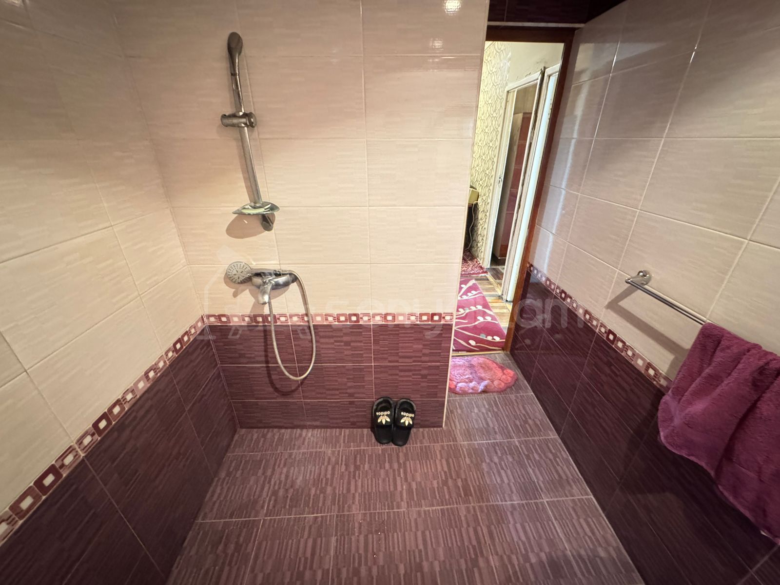 3 Սենյականոց Բնակարան, 85քմ, 15/16 հարկ, Նորմալ Վիճակում