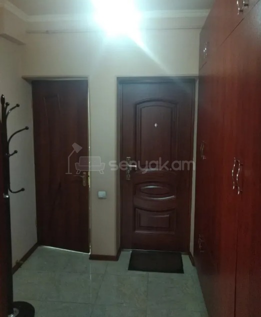 2 Սենյականոց Բնակարան, 50քմ, 3/9 հարկ, Կապիտալ Վերանորոգված