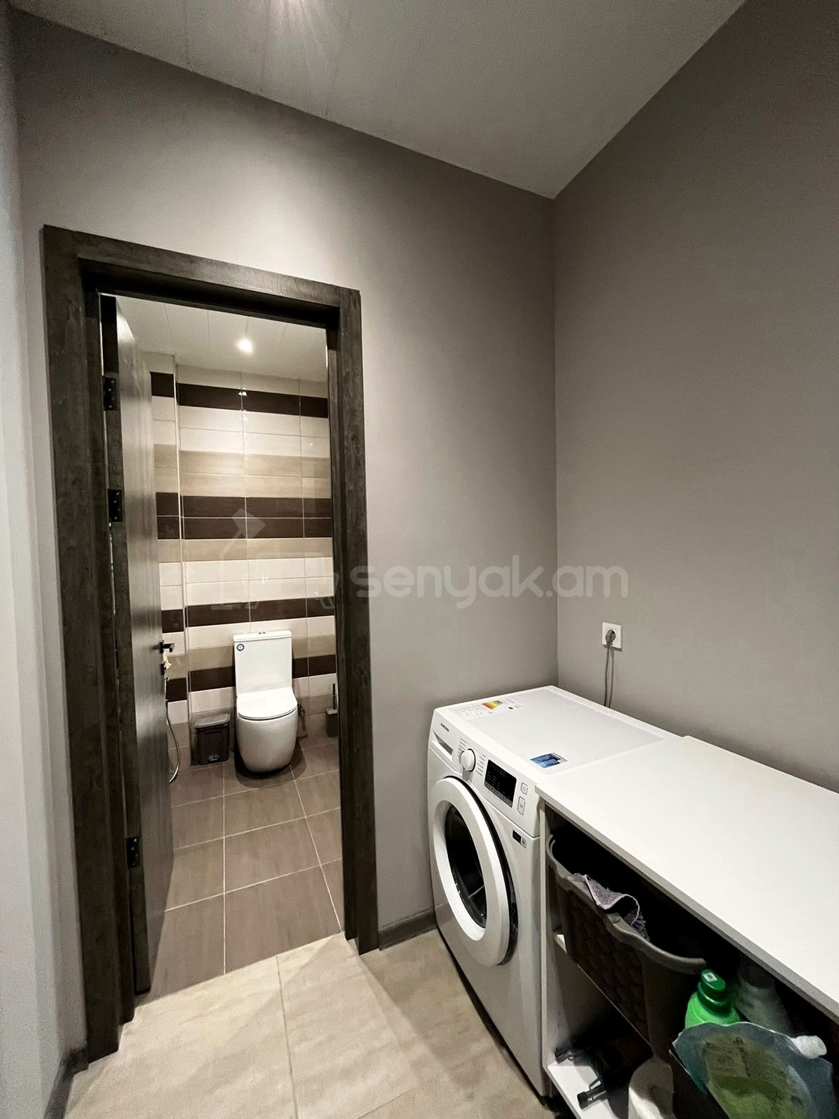 4 Սենյականոց Բնակարան Նորակառույցում, 129քմ, 4/4 հարկ, Դիզայներական Վերանորոգված