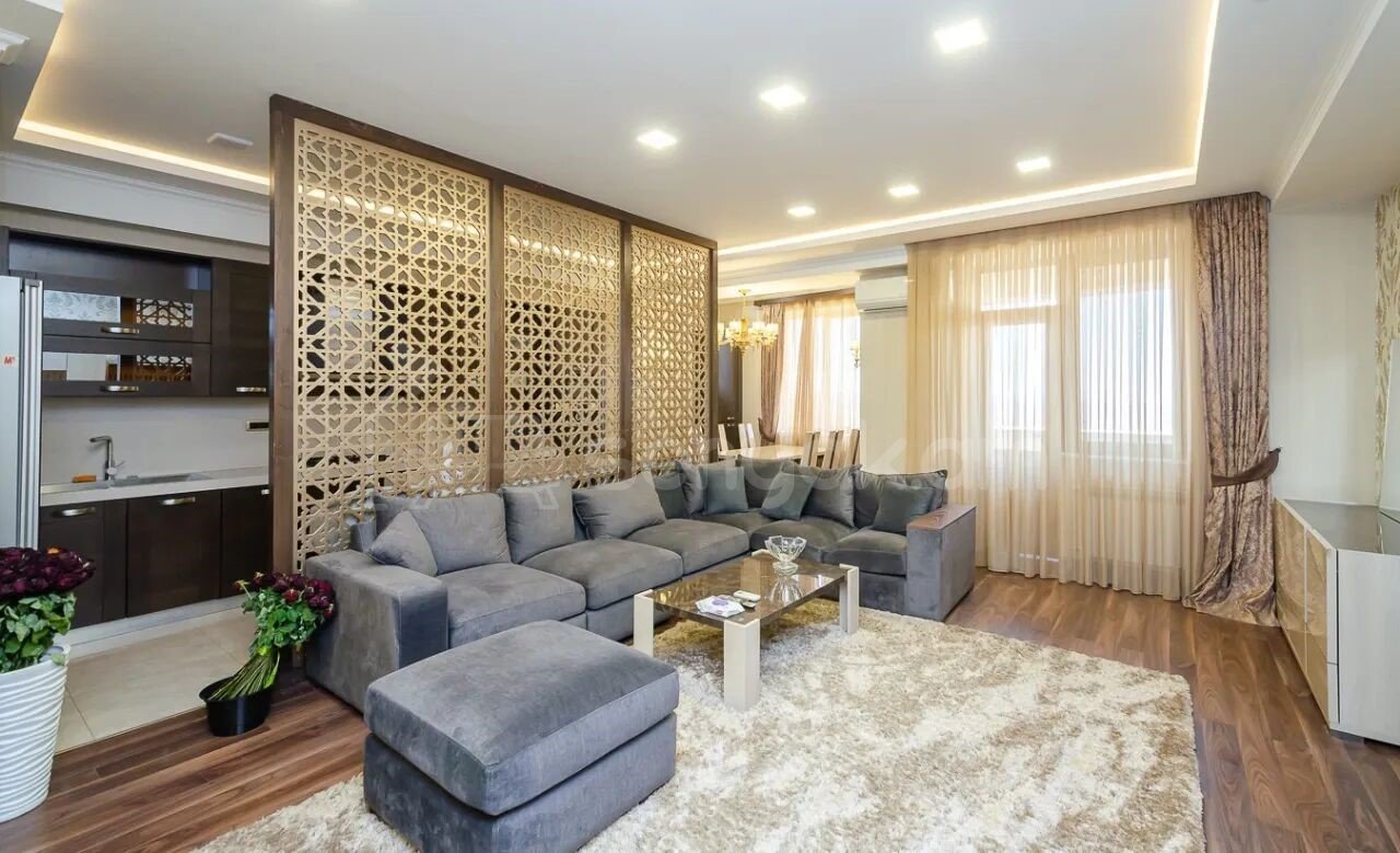 3 Սենյականոց Բնակարան Նորակառույցում, 149քմ, 6/17 հարկ, Կապիտալ Վերանորոգված