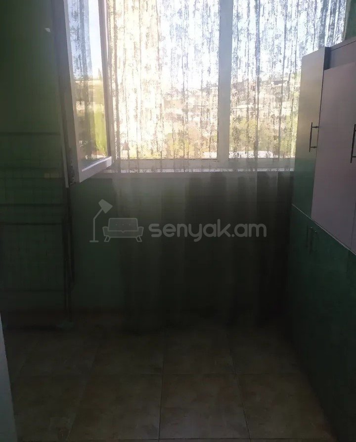 1 Սենյականոց Բնակարան, 47քմ, 3/9 հարկ, Նորմալ Վիճակում