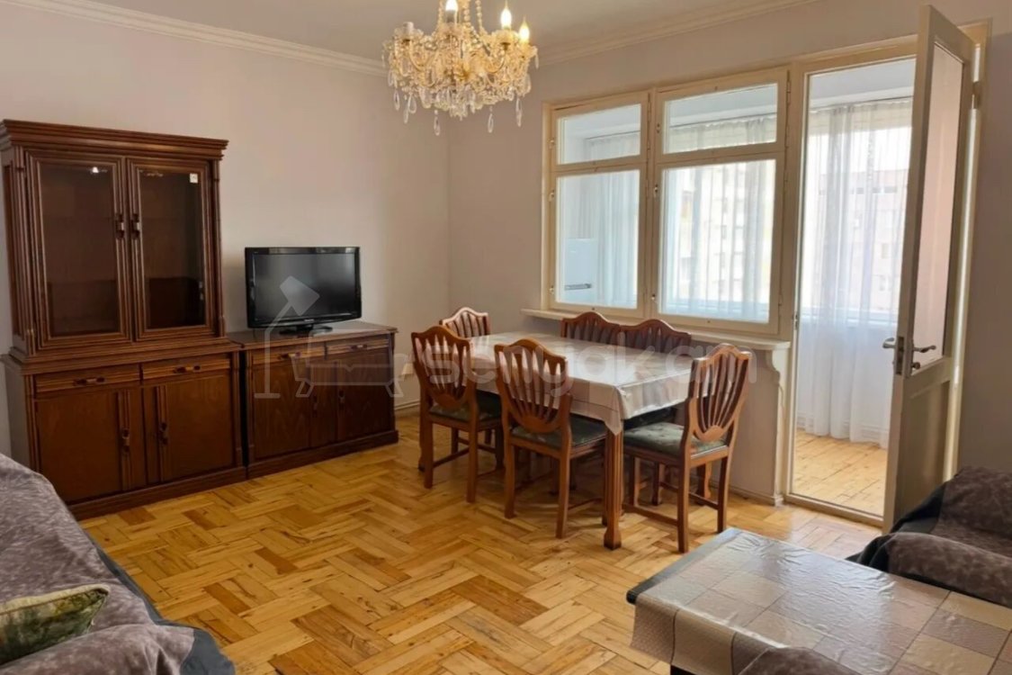 3 Սենյականոց Բնակարան, 83քմ, 6/9 հարկ, Նորմալ Վիճակում