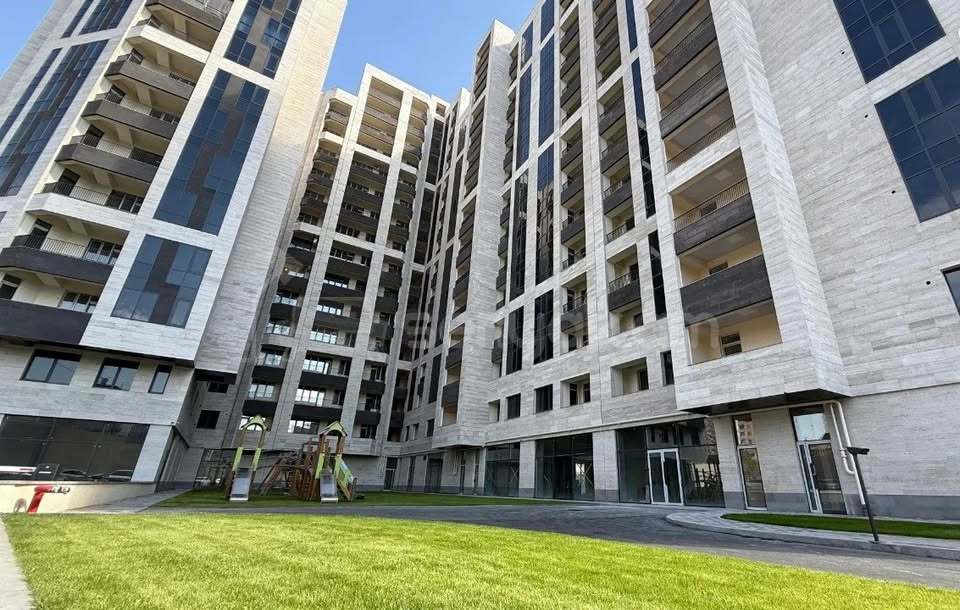 2 Սենյականոց Բնակարան Նորակառույցում, 70քմ, 4/15 հարկ, Զրոյական Վիճակում