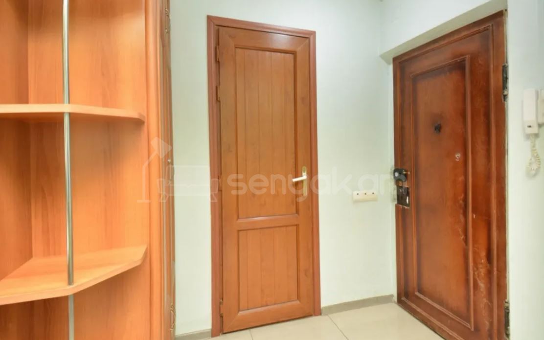 2 Սենյականոց Բնակարան, 50քմ, 8/10 հարկ, Դիզայներական Վերանորոգված, Կահավորված, Արևկող