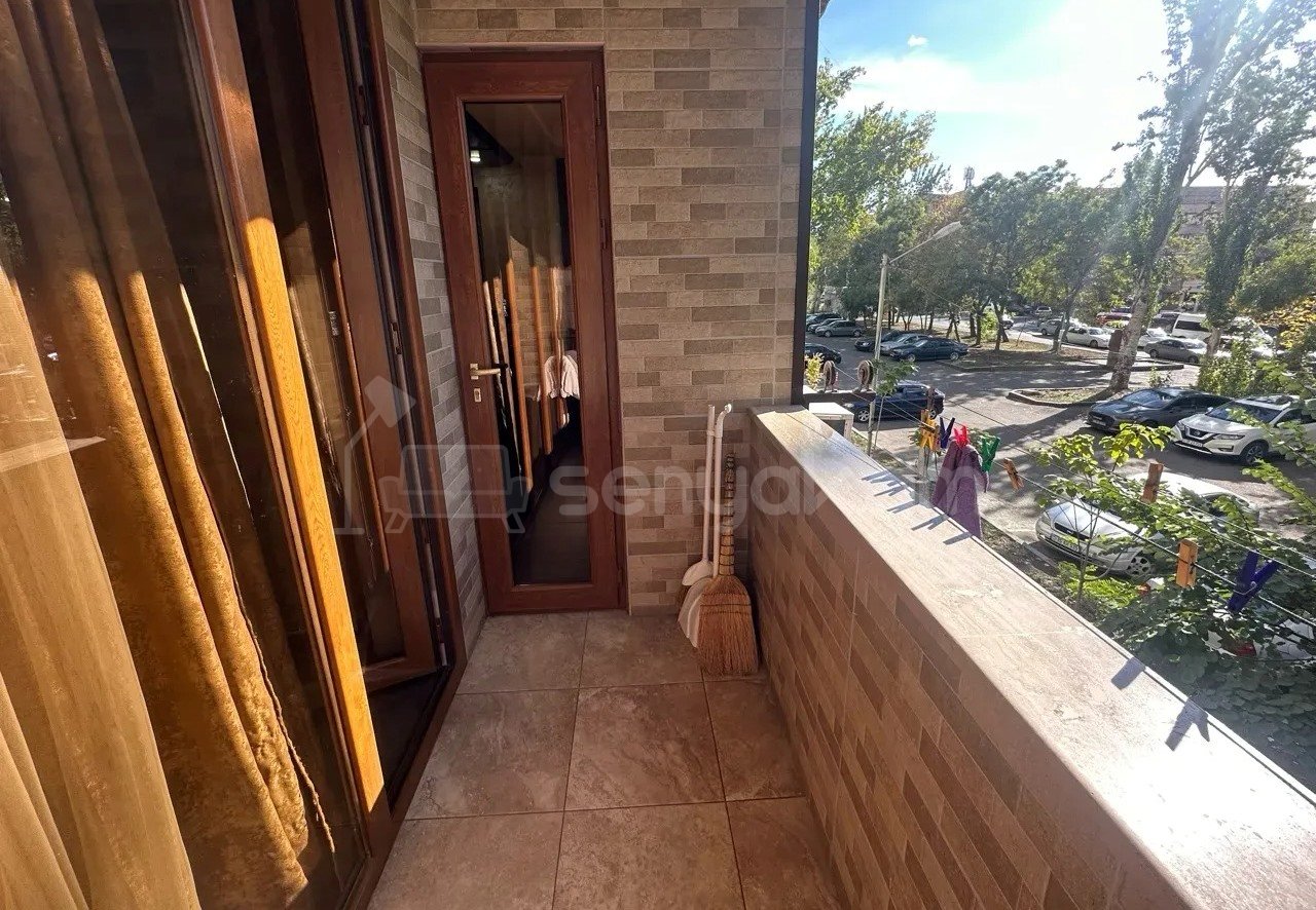 2 Սենյականոց Բնակարան, 50քմ, 3/9 հարկ, Կապիտալ Վերանորոգված