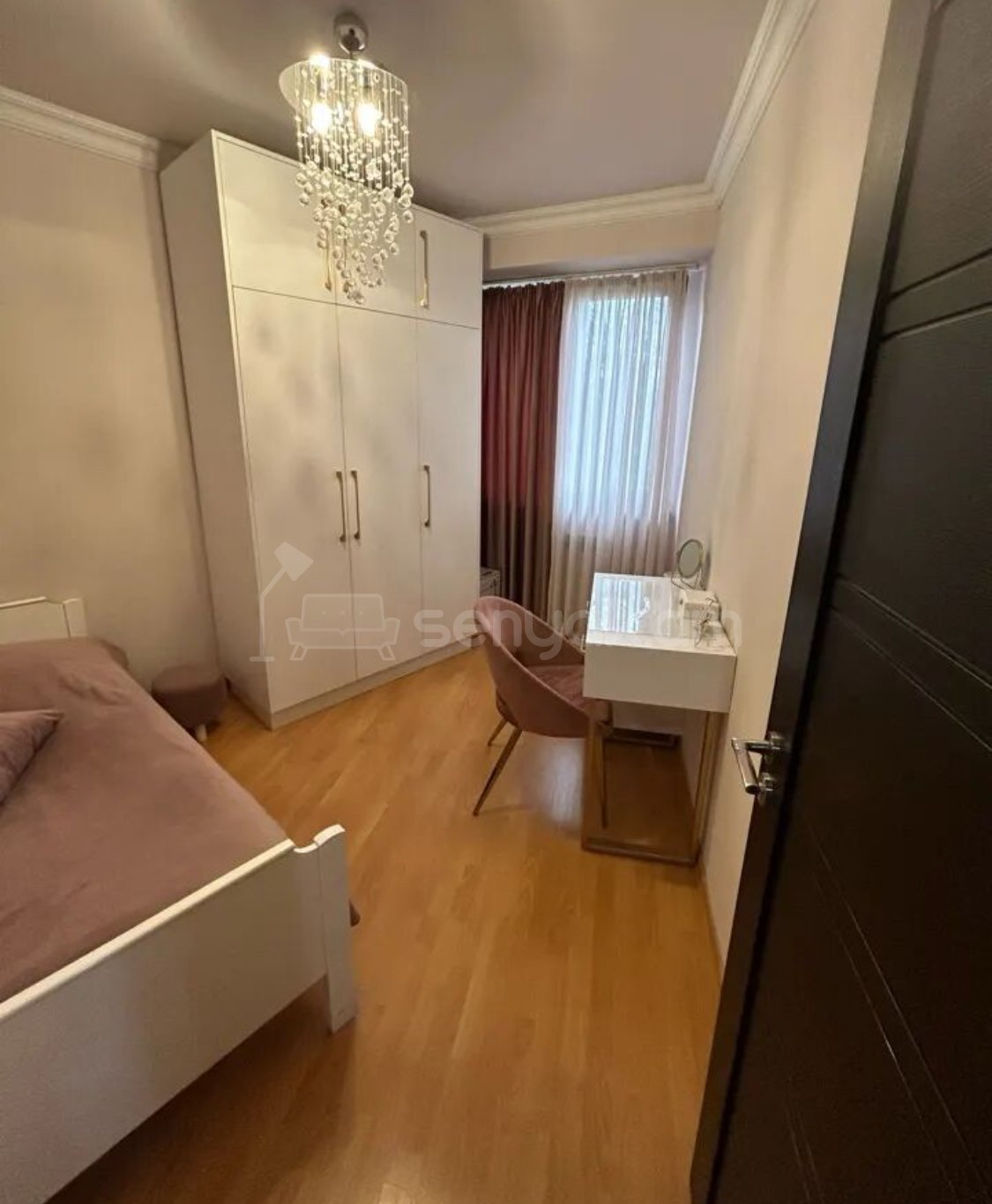 4 Սենյականոց Բնակարան, 87քմ, 4/9 հարկ, Կապիտալ Վերանորոգված