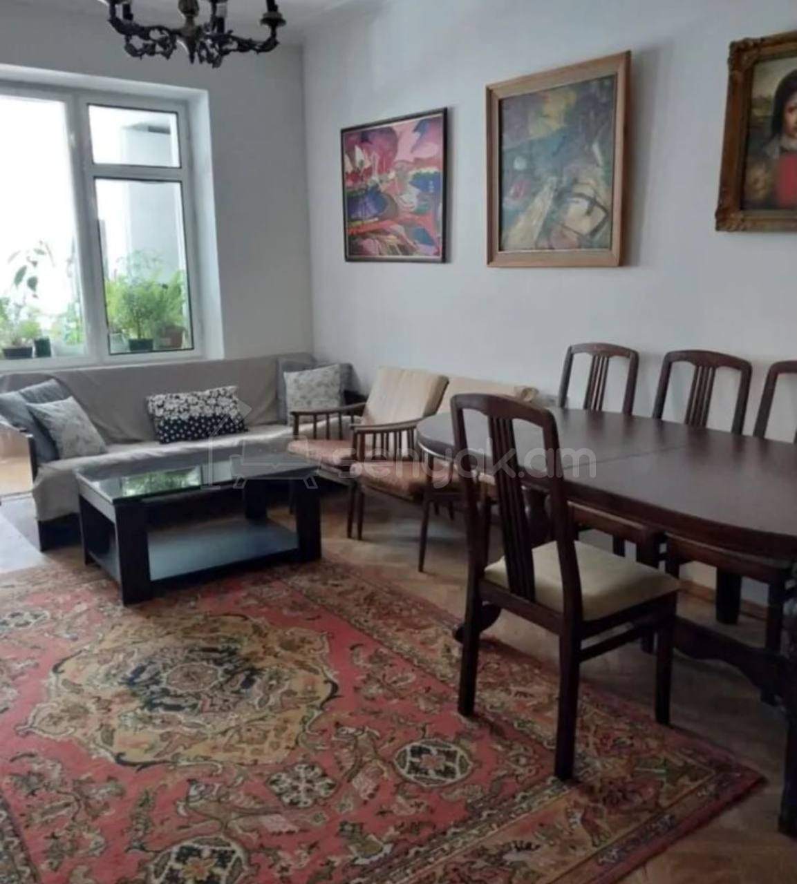 3 Սենյականոց Բնակարան Քարե Շենքում, 77քմ, 1/5 հարկ, Նորմալ Վիճակում, Կահավորված